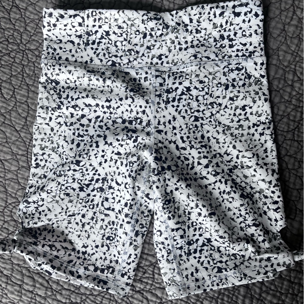 DISCOUNTED SHIPPING 📦 GIRLS size 10-12  Old Navy athletic shorts